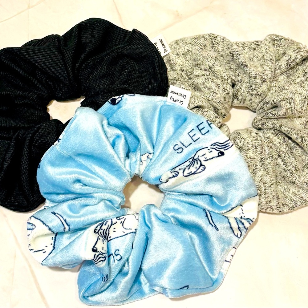 Black and Gray Hair Accessories Set with Classic Ruched Texture Handmade